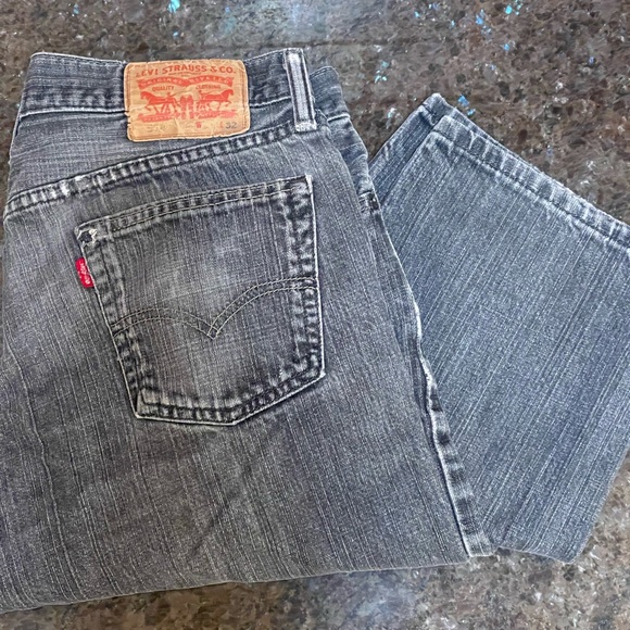 Levi’s 514 distressed jeans - Picture 2 of 9